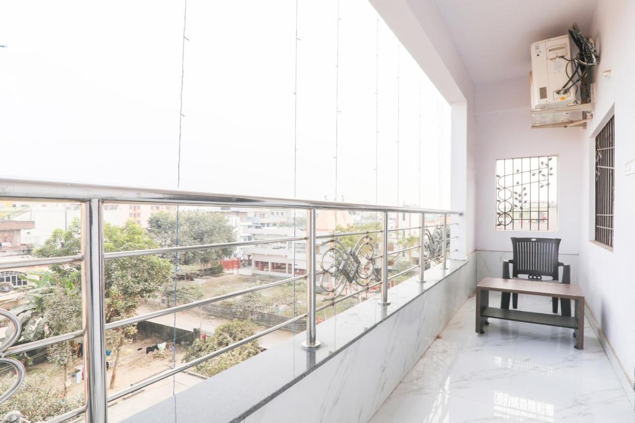 Super Oyo Capital O 78105 Hotel Figtree Premier Патна Экстерьер фото