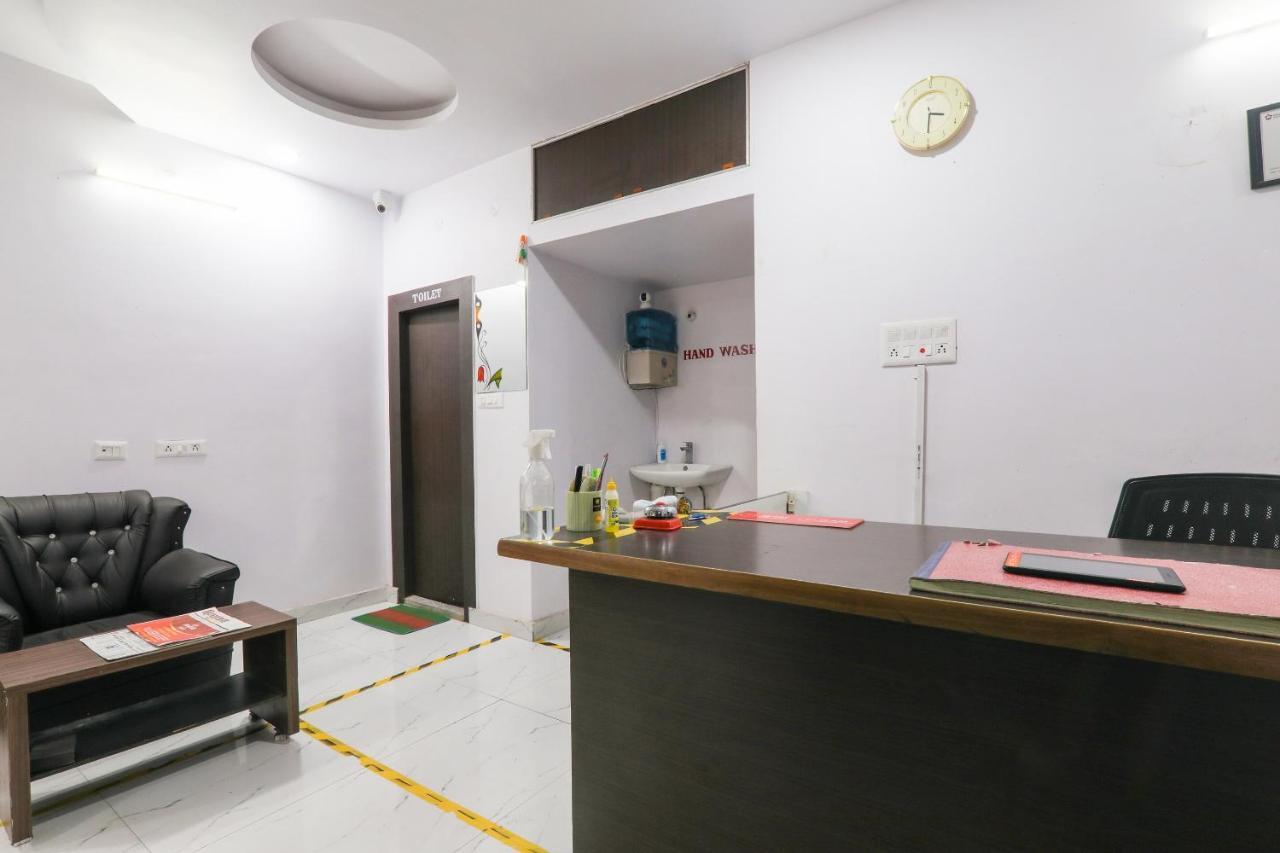 Super Oyo Capital O 78105 Hotel Figtree Premier Патна Экстерьер фото