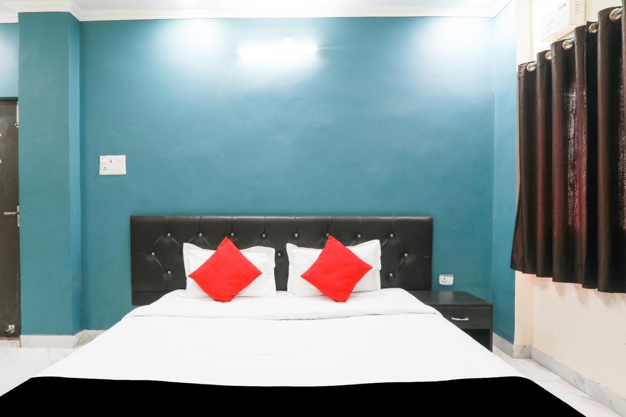 Super Oyo Capital O 78105 Hotel Figtree Premier Патна Экстерьер фото